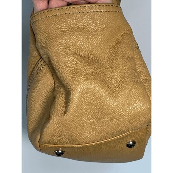 Tignanello Tan Pebble Leather Shoulder Tote Bag Purse Silver Hardware - Picture 6 of 15